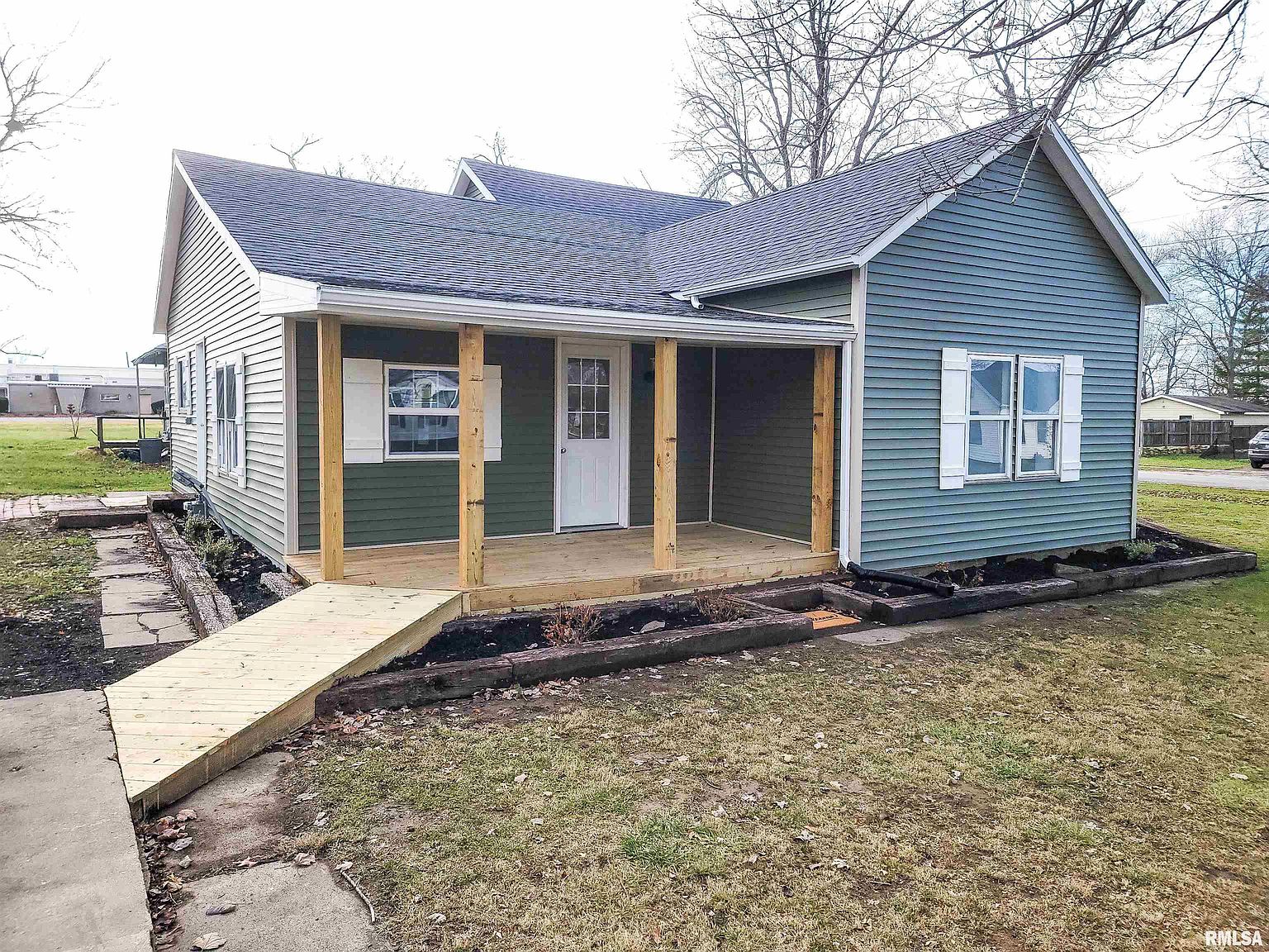 229 W 2nd St, Xenia, IL 62899 MLS EB451607 Zillow