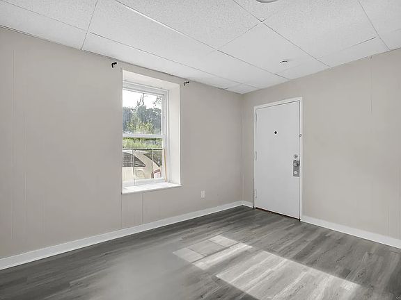 4th image of 45 Long Hill Rd #R1