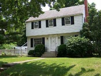 1st image of 528 W Angela Blvd