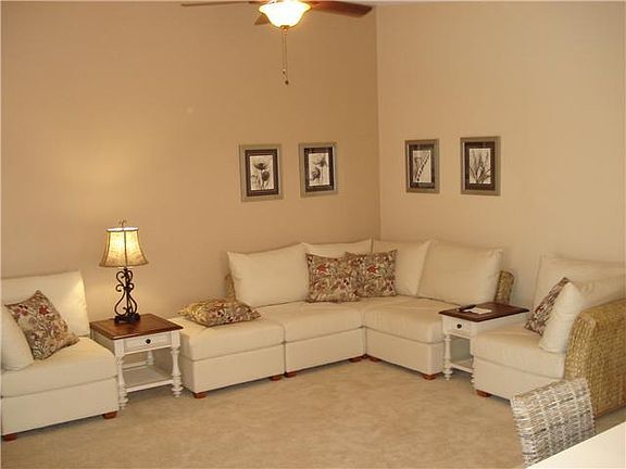 3rd image of 1280 NW Bentley Cir APT B