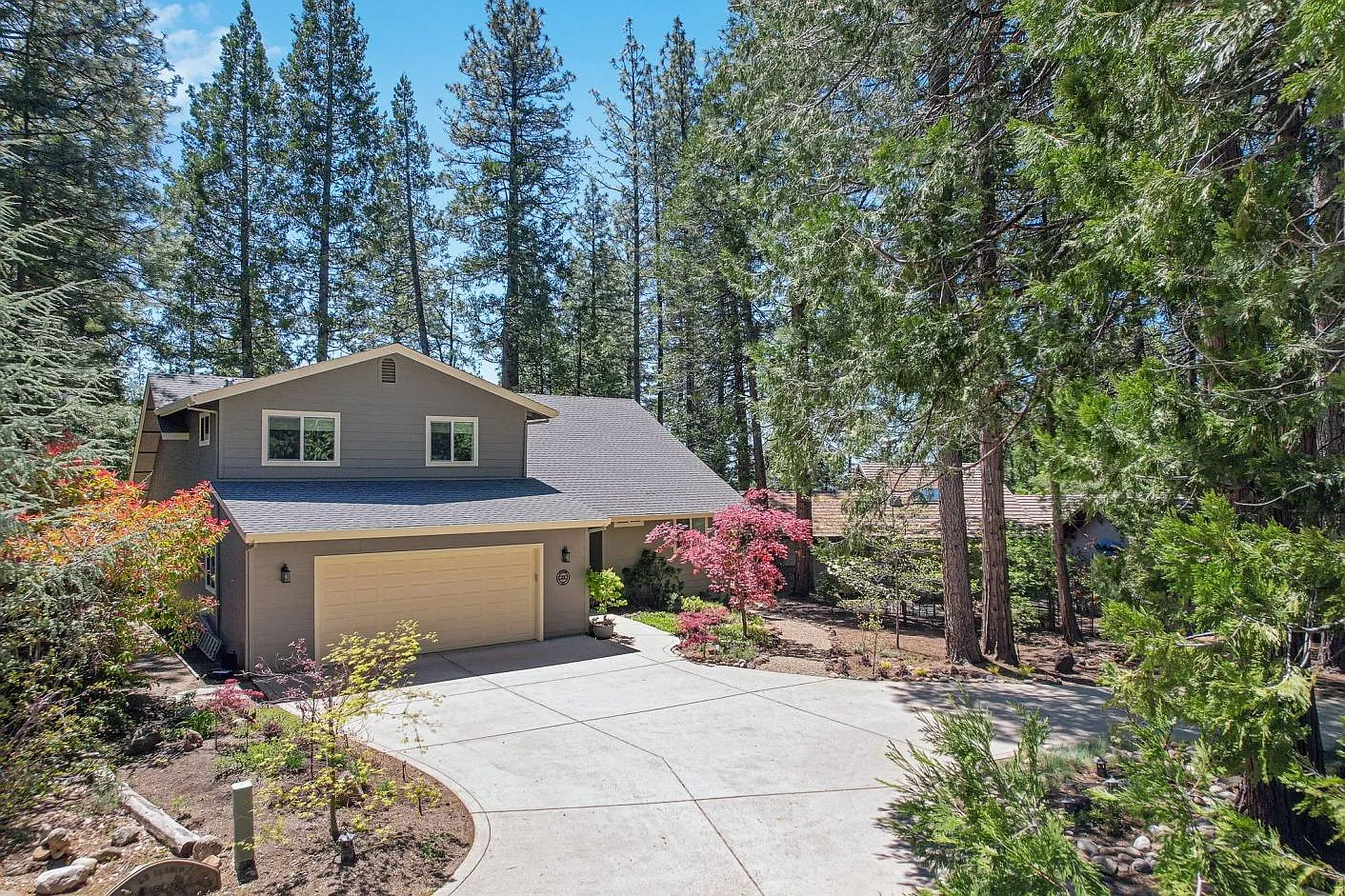 22 Hilltop Ct photo 1