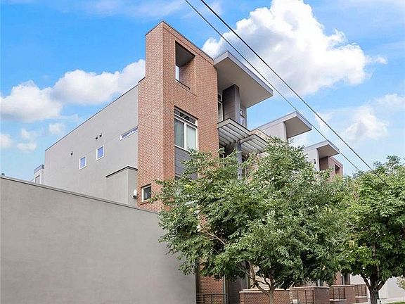 5th image of 187 W 10th Avenue
