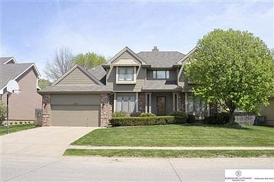 1st image of 1409 N 162nd St