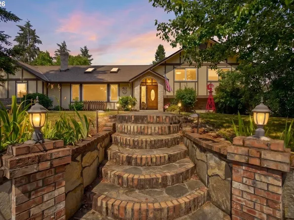 417 Blue Jay Ave, Forest Grove, OR 97116