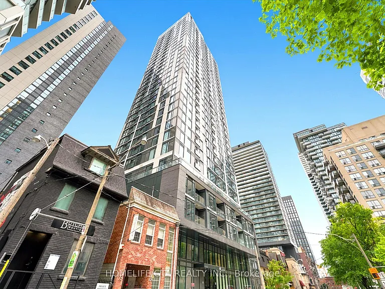 65 Mutual St #309 — Photo 5