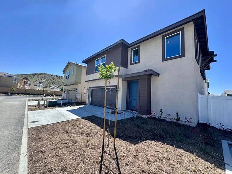 30045 Sunset Pier Dr — Photo 2