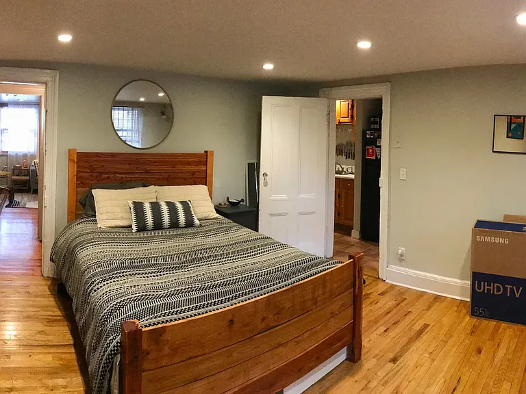 260 Dean St #1 — Photo 7