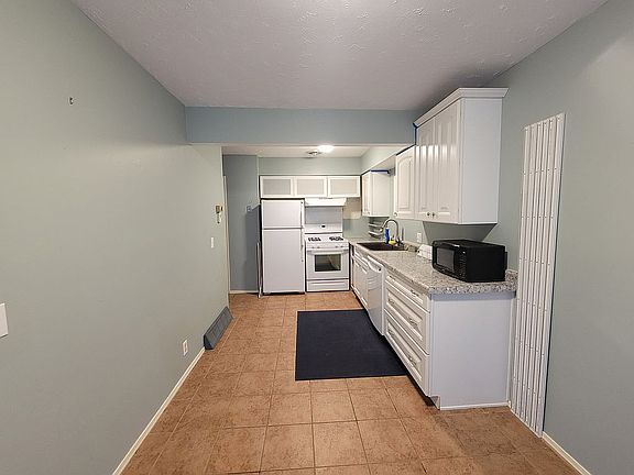 2nd image of 2427 S 3rd Street Plz