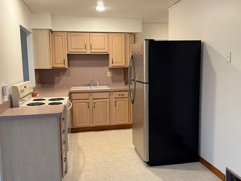41 Oakwood Dr — Photo 14