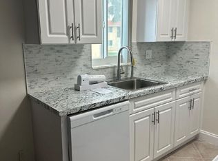 2861 S Seacrest Blvd #4A, Boynton Beach, FL 33435