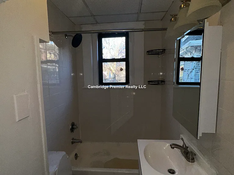 179 Harvard St #2 — Photo 12