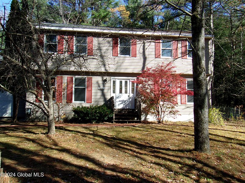 2nd image of 139 James Drive