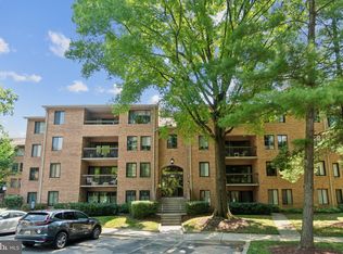 5809 Edson Ln APT T3, Rockville, MD 20852