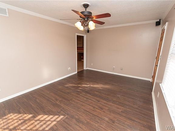 5th image of 5421 Cedar Cove Ln