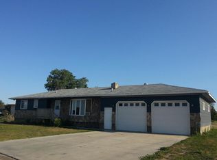 301 Wehrle Dr, Richardton, ND 58652
