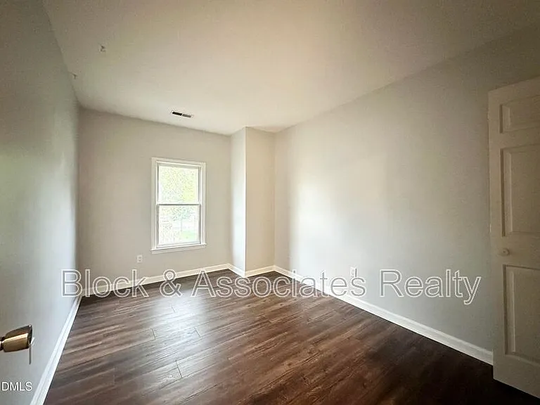 5620 Bridgetowne Way — Photo 16