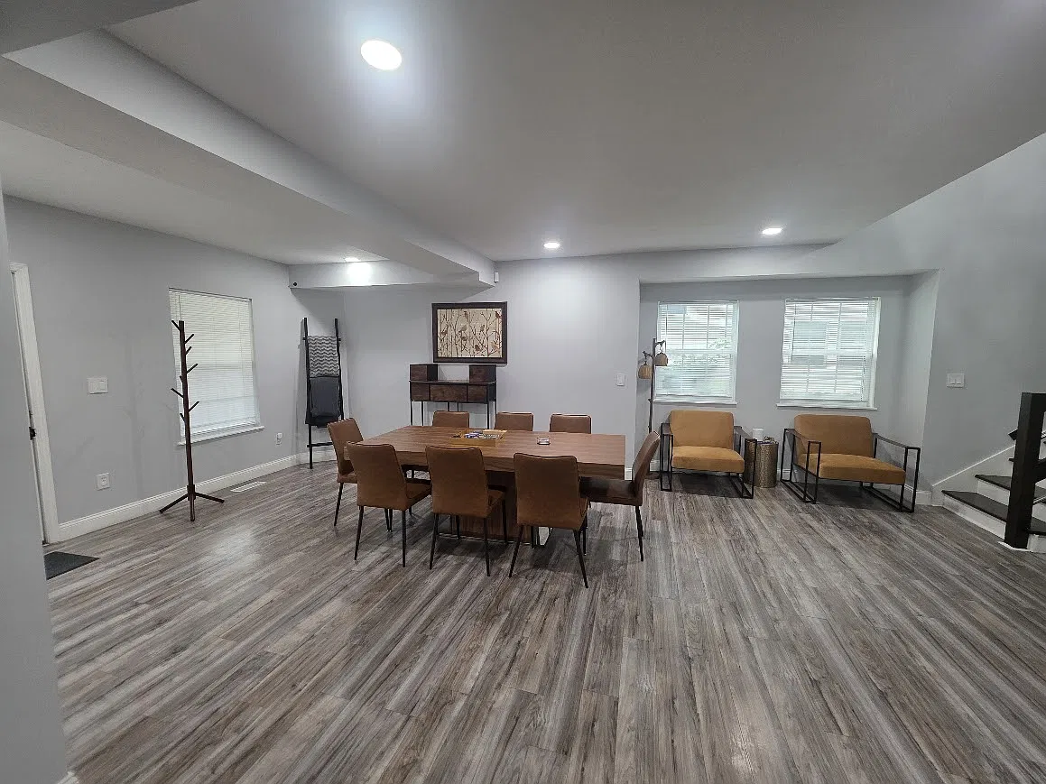 4 bed, 3230 sqft, $4,750 — Photo 4