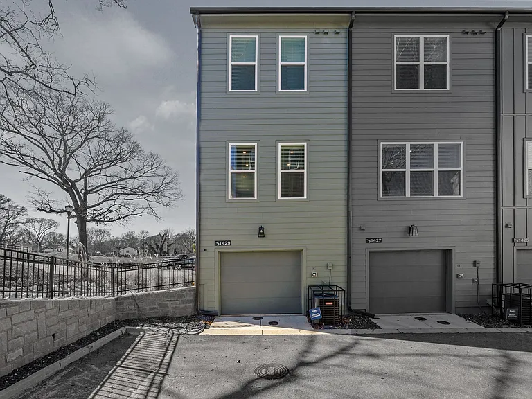 1429 Hazy Way SE — Photo 28