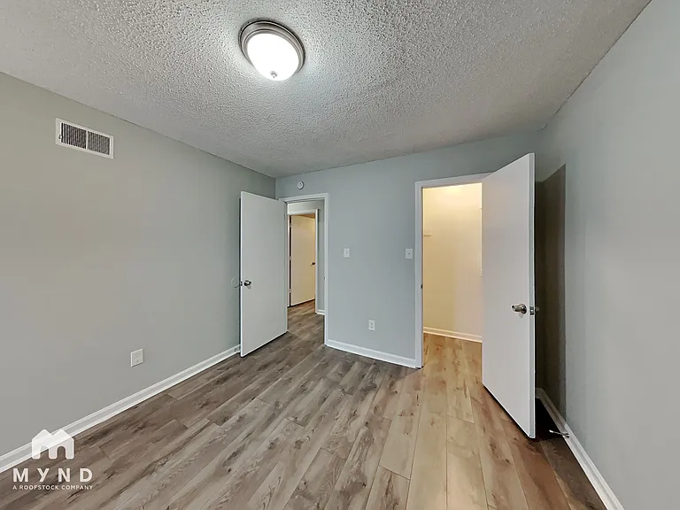 6919 Glenwick Dr — Photo 16