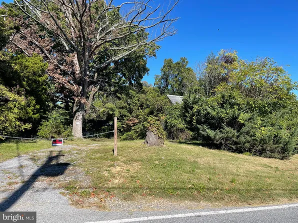 1515 Rollins Ave, Capitol Heights, MD 20743