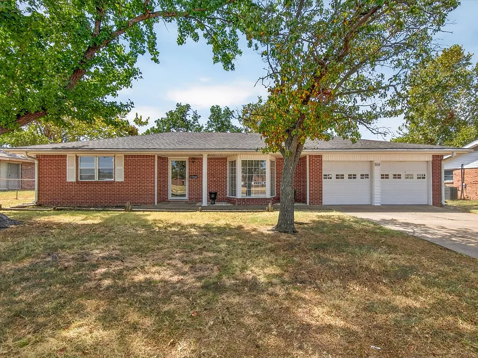 6009 SE Baylor Dr
