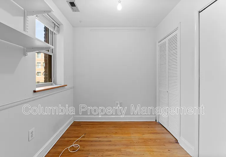 1427 Chapin St NW #104 — Photo 5