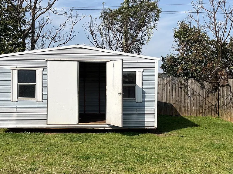 111 Grindstaff Dr — Photo 18