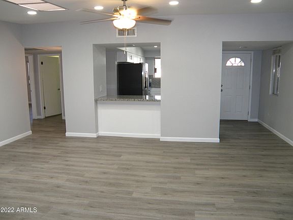 4th image of 10438 N 105th Ave