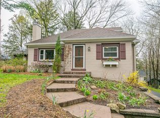 91 Astor Dr, Rochester, NY 14610