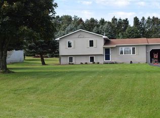 12190 S Lincoln Hollow Ct, Cedar, MI 49621