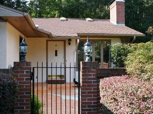 353 Hunters Xing, Tallahassee, FL 32312