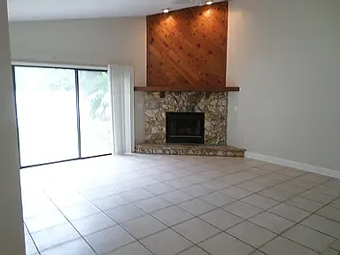 18 Zoffer Ct — Photo 2