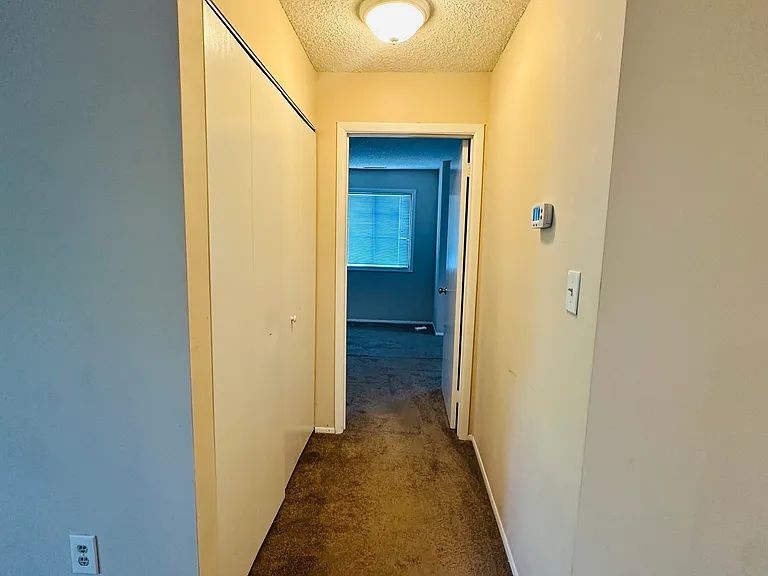 801 Aspen Dr — Photo 3