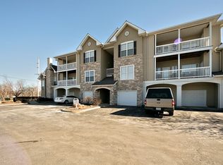 7 Scenic Cove Ln, Saint Charles, MO 63303