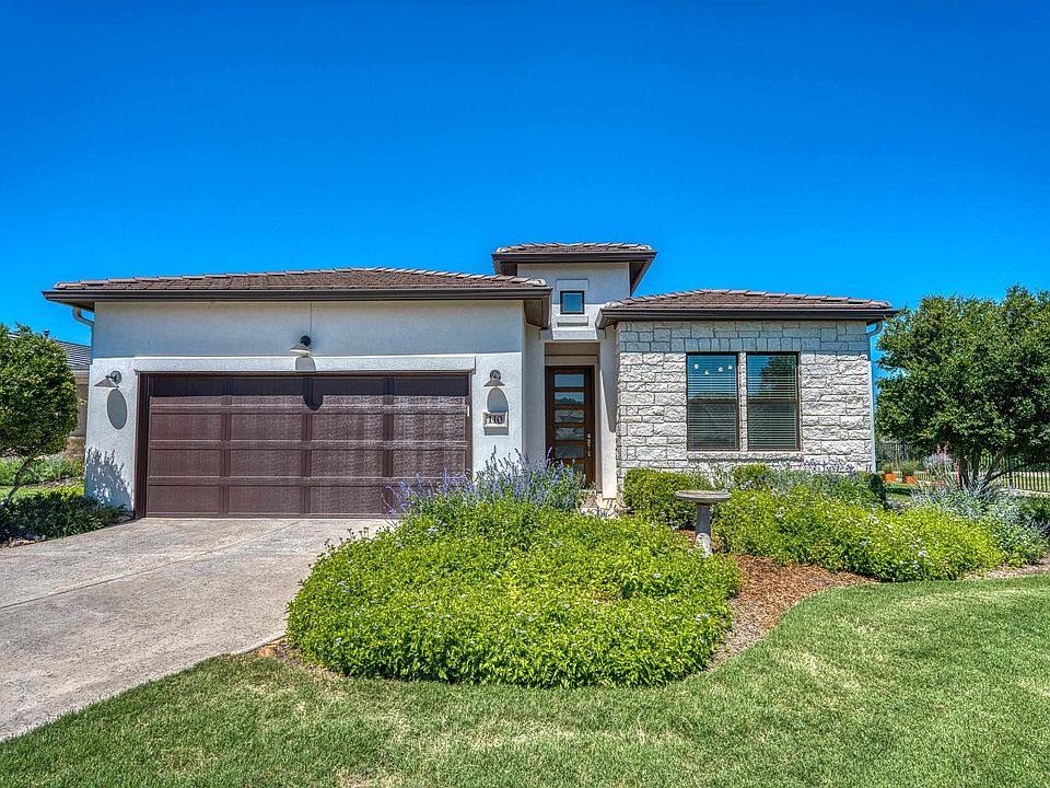 1st image of 110 Delfino PL