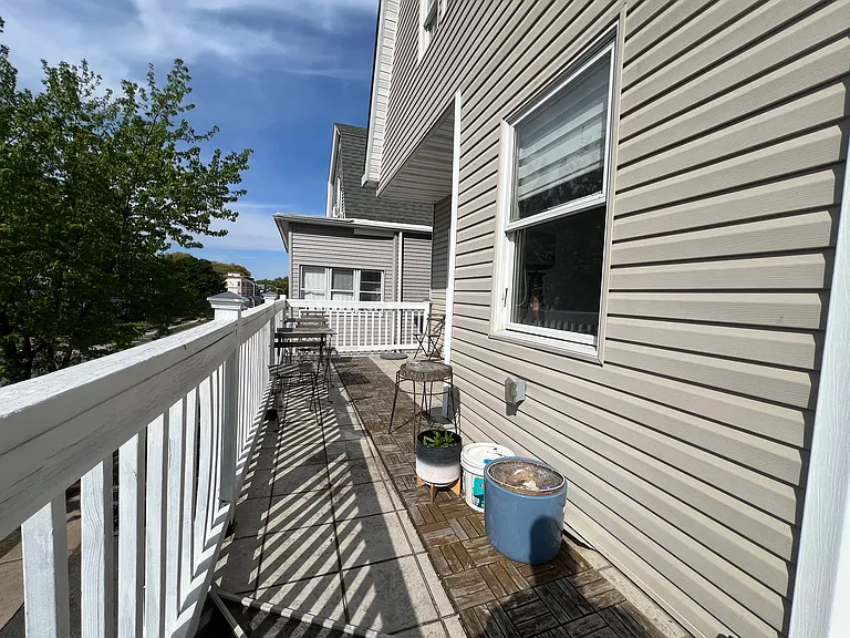 182 N 19th St #2 — Photo 7