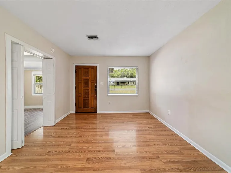 2936 SE 13th St — Photo 8