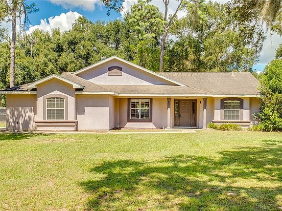 2nd image of 801 Berryhill Cir