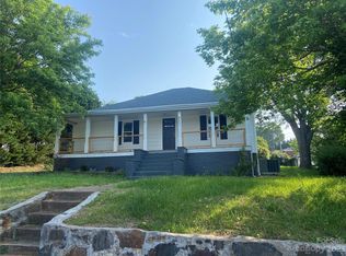 201 Randolph St, Morganton, NC 28655