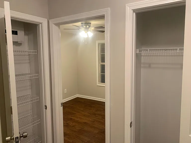 131 Sanders Walk — Photo 9