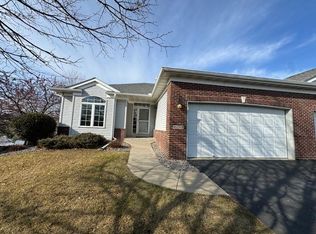 15133 Crestone Cir, Rosemount, MN 55068