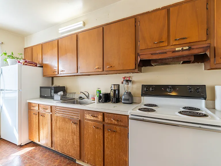813-819 S Main St #G1 — Photo 5