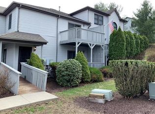 76 McBee Ct, Monroe, NY 10950
