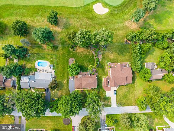 5th image of 995 Detwiler Dr