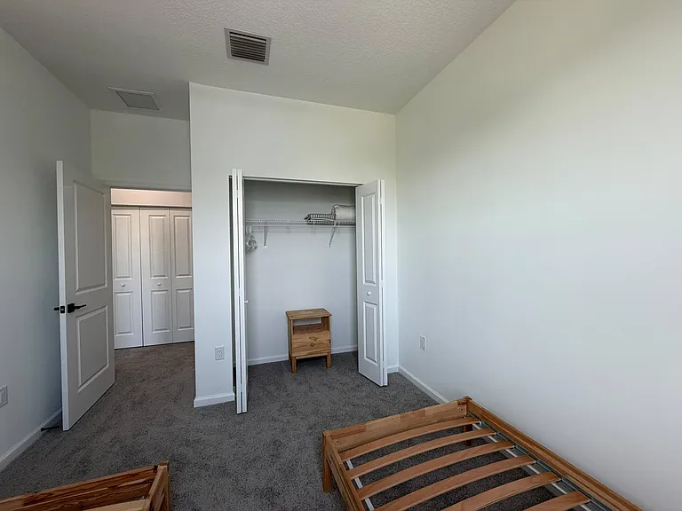 4402 Longwood — Photo 31