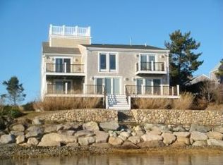 156 Harbor Bluff Rd, Hyannis, MA 02601
