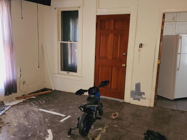 louisville-kentucky-73453990 picture