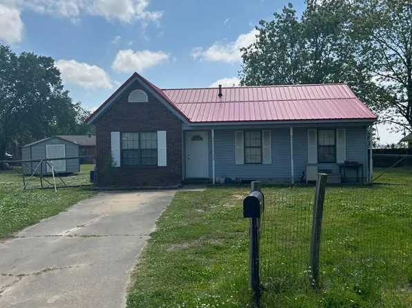 413 Southfield Dr, Harrisburg, AR 72432