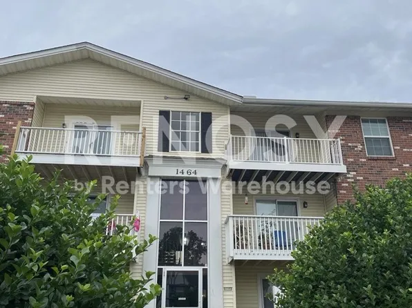 1464 Hawks Nest Dr #G, Saint Charles, MO 63303