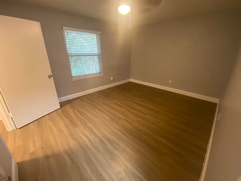 1530 Live Oak Dr #D4 — Photo 14